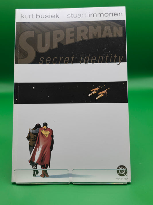 Superman: Secret Identity #4